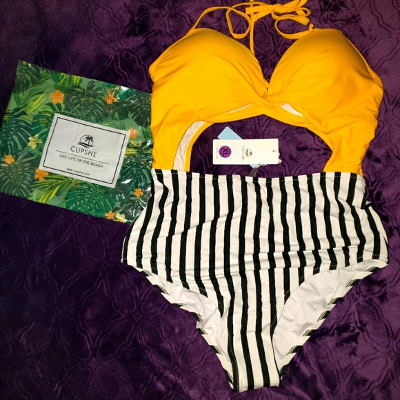 CUPSHE one piece swimsuit - Picture 1 of 2